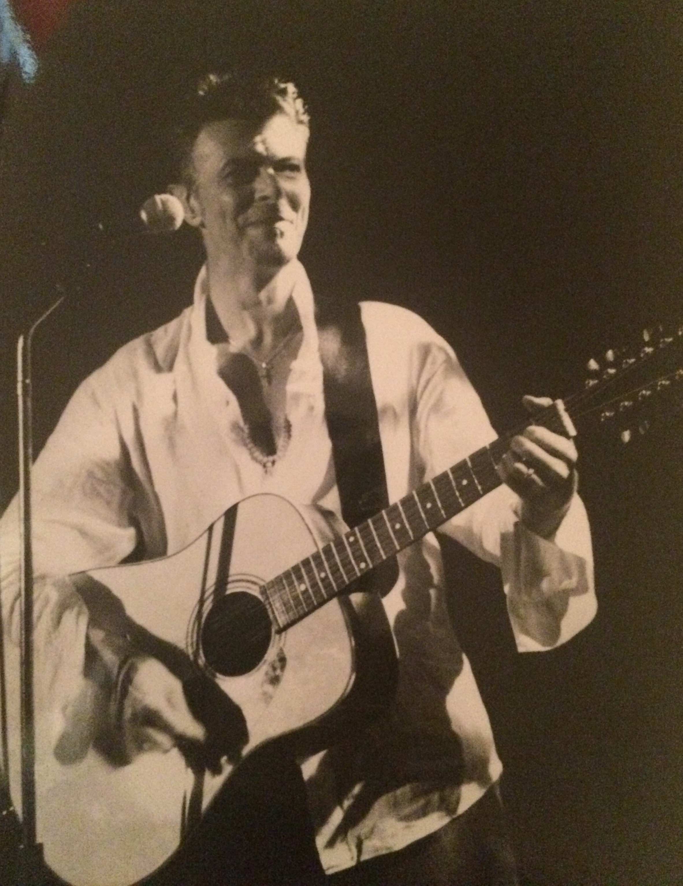 David Bowie by Kelley Curtis Chili Pepper3 10-7-97