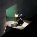 Roger Waters doing “Nobody Home.” Photo by Lourdes Herrero.