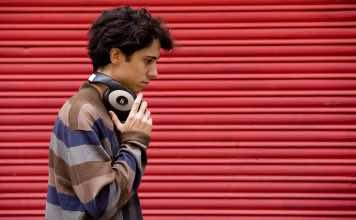 On the films of Jonas Trueba — a young Spanish filmmaker transcending his last name by prying at the fourth wall of cinema