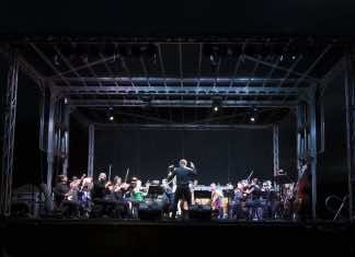 Nu Deco Ensemble tests the boundaries of classical music with reggaeton, Daft Punk suite, more