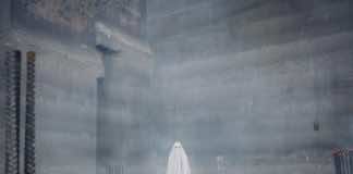 A Ghost Story offers beautiful meditation on love after death — a film review
