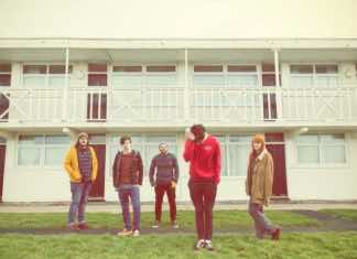 Campfire Social’s harmony-driven indie pop wins over Boaty Weekender cruisers